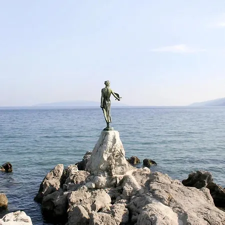 With A Parking Space - 7831 Apartamento Opatija