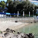 With A Parking Space - 7831 דירה